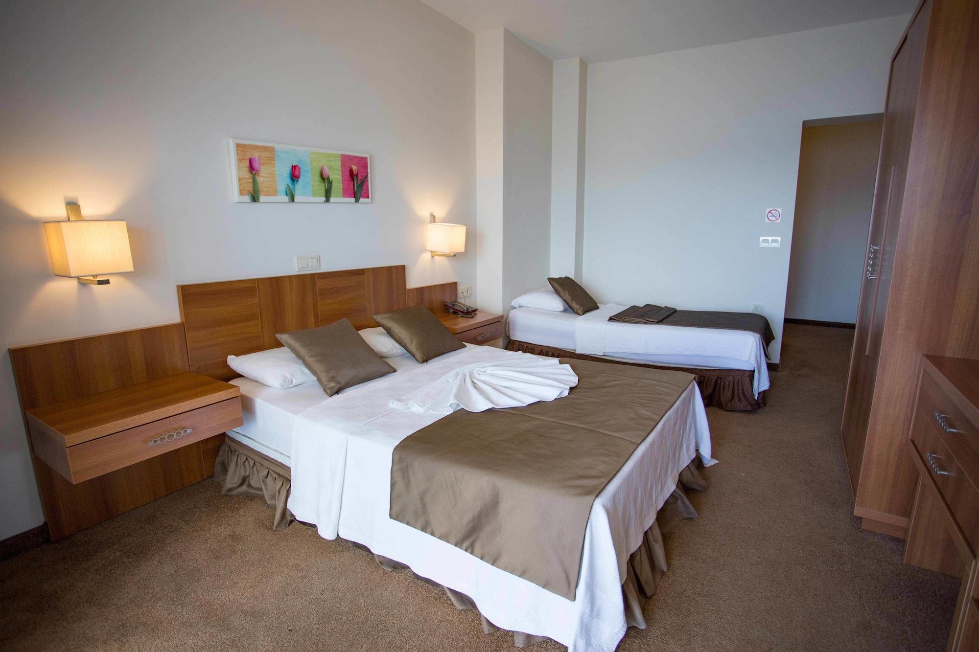 Melis Hotel Kusadasi Luaran gambar