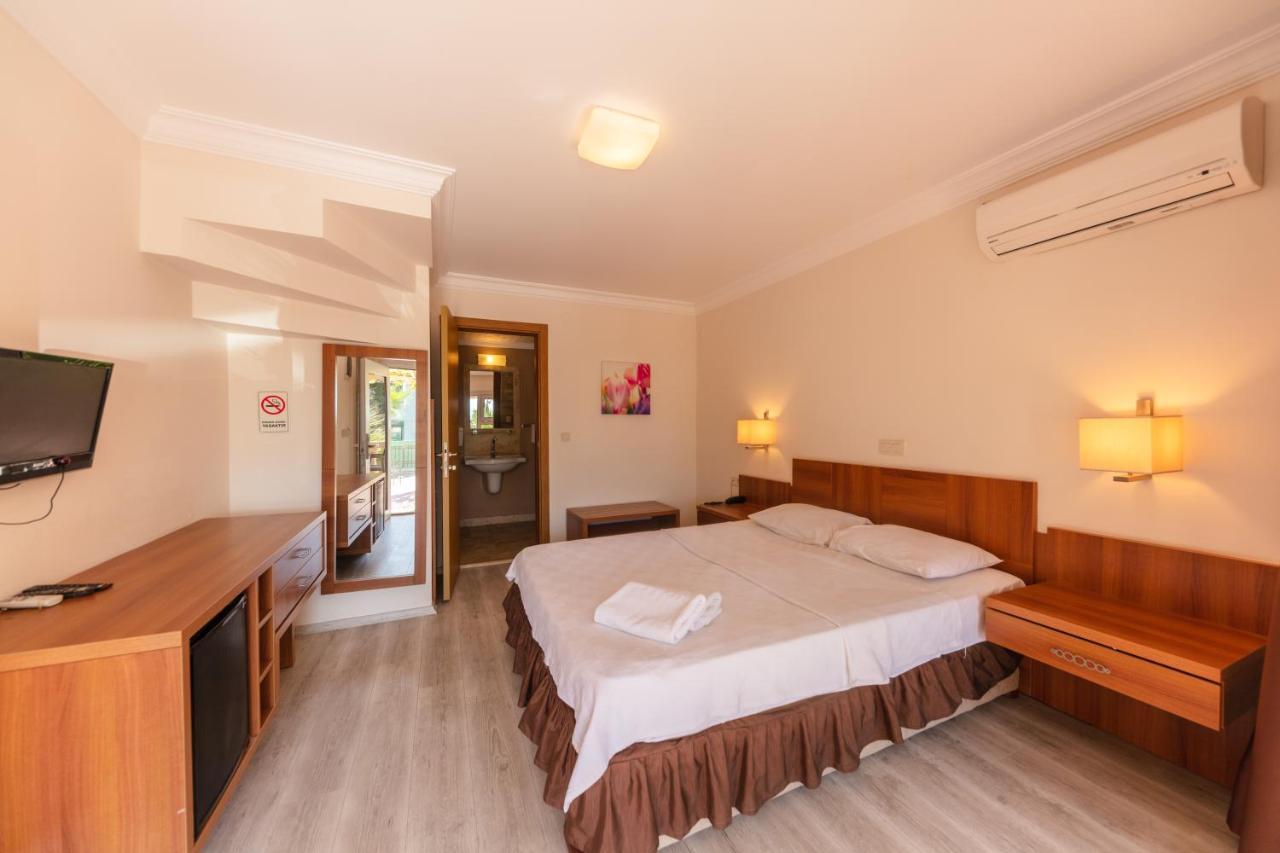 Melis Hotel Kusadasi Luaran gambar