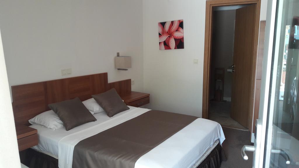 Melis Hotel Kusadasi Luaran gambar