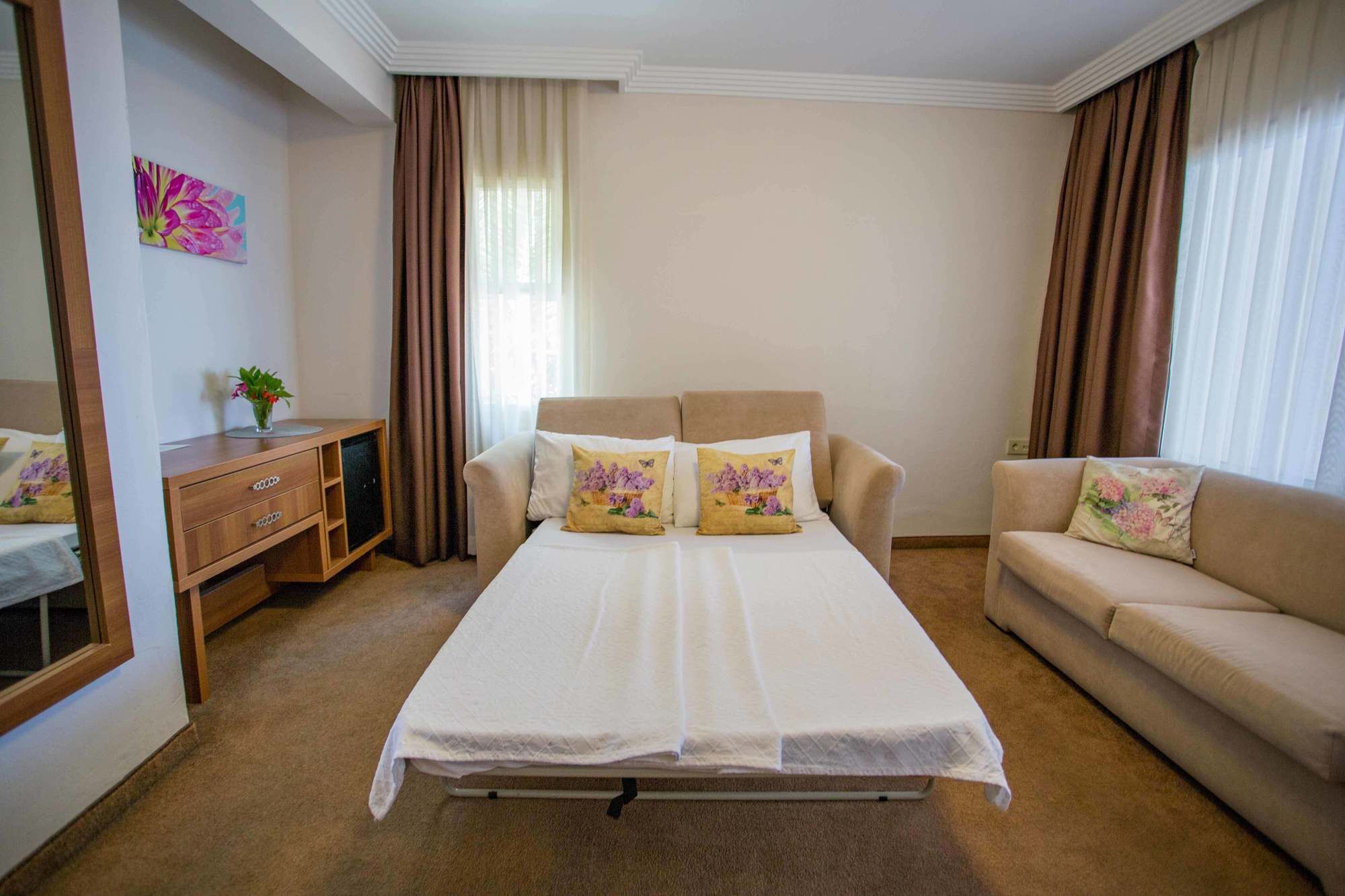 Melis Hotel Kusadasi Luaran gambar