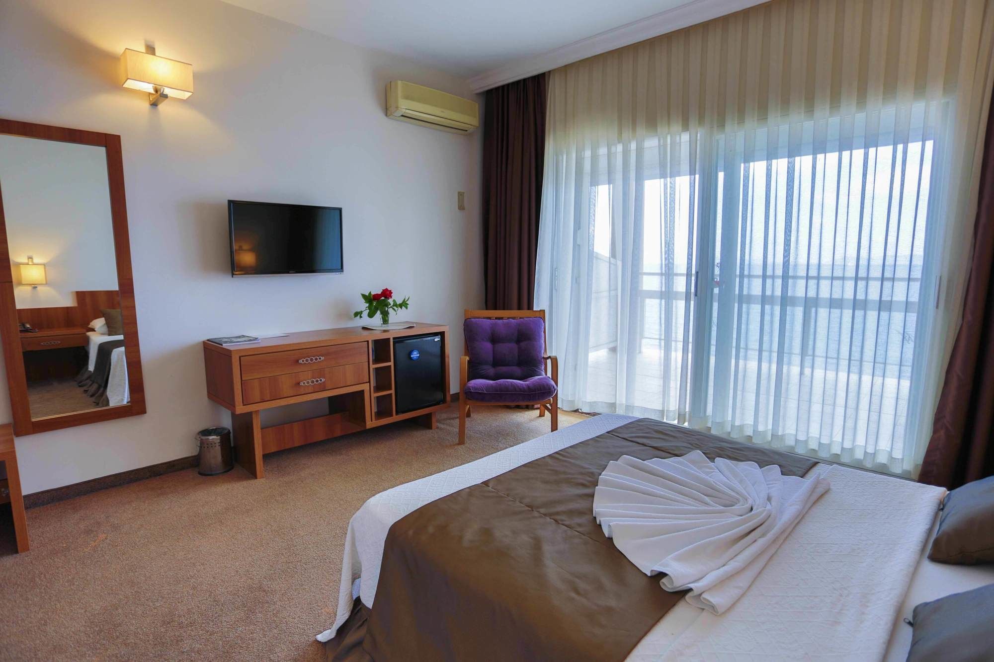 Melis Hotel Kusadasi Luaran gambar